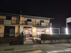 Outside at Il Varieté in Sorisole