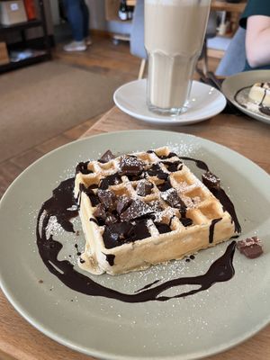 Vegane Schoko-Trio Waffel  at Teckolo - Cafe. Bistro. Laden. in Tecklenburg