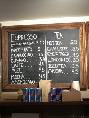 Tea and coffee at Bordertown Coffee in Minneapolis