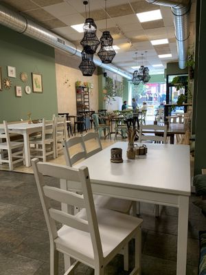 El restaurante   at Flow Food in Gijon