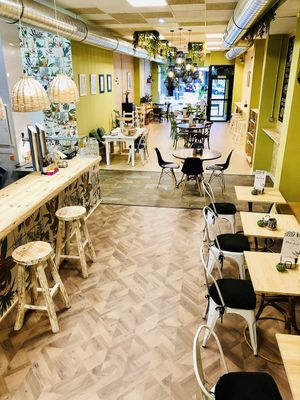 General view of the Coffee & Restaurant at Flow Food in Gijon