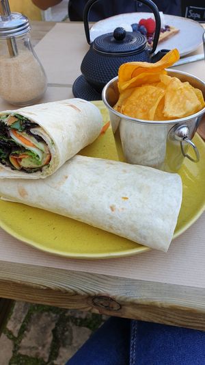 Vegan wrap at Avocado in Obidos