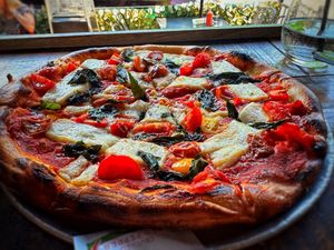 Margarita pizza 🍕😍  at Craft Roots  in Morgan Hill