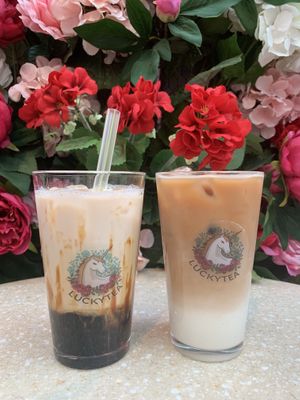 Soy Milk Tea (Vegan) and Latte  at Lucky Tea in Seoul