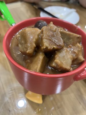 Chestnut yam claypot 👍  at Dar Soo Vegetarian 大素無方 in Kuala Lumpur