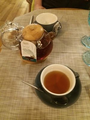 How tea is served at Fenkhel Fennel in Kyiv