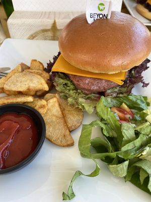 Beyond Meat Burger  at Let's Vegan in Crete