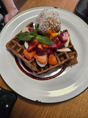  at Harvest Cafe in Daylesford