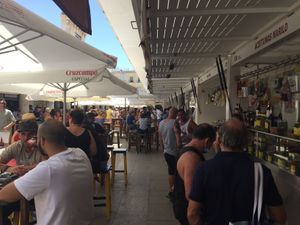 The place is located in the big market of Cádiz at Las Niñas Veganas in Cadiz