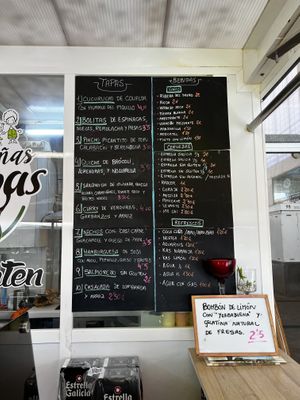 Menu  at Las Niñas Veganas in Cadiz