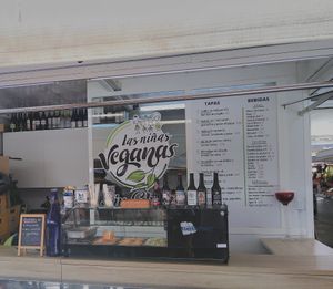 Full menu as of July 2022 at Las Niñas Veganas in Cadiz