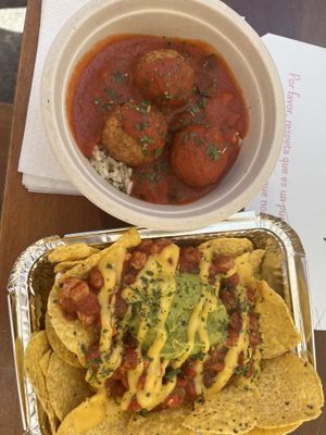 Nachos and meatballs   at Las Niñas Veganas in Cadiz
