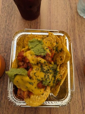 Nachos con "carne" at Las Niñas Veganas in Cadiz