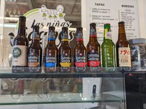 Beers at Las Niñas Veganas in Cadiz