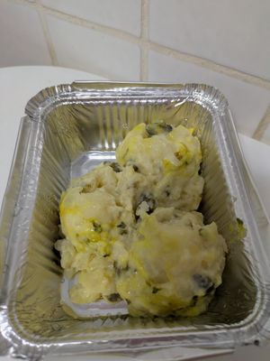 Potato salad at Las Niñas Veganas in Cadiz