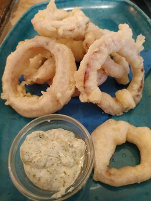 Aros de cebolla caseros at Munz Munz in Monopoli