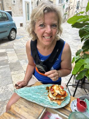 Pancakes fruit   at Munz Munz in Monopoli