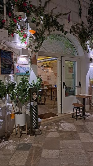  at Munz Munz in Monopoli