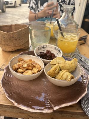 Slow food board  at Munz Munz in Monopoli