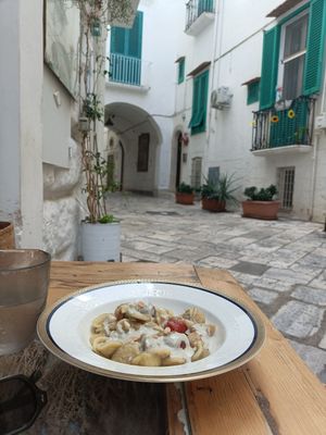  at Munz Munz in Monopoli