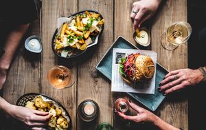 Snacks at Van Doorn en Doorn in Enschede