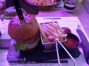 Ve-ve burger at Hedonist in Zadar