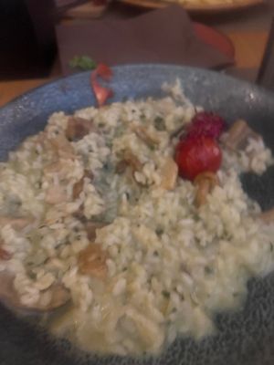AVOID! VG risotto, asked multiple times if VG, they said yes…. It was Cheesy, creamy ? Then when paying they said cheese and cream may be in ?angry and disappointed  at Hedonist in Zadar