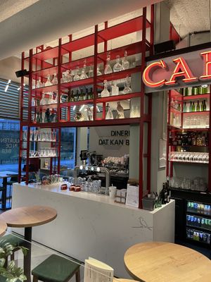 Inside  at Buurten in de Bieb in Utrecht