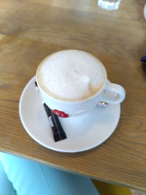 Coffee at Buurten in de Bieb in Utrecht