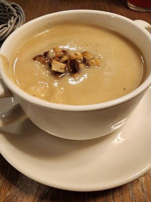 The one vegan soup they had, very good! at Pierogarnia Mandu Centrum in Gdansk