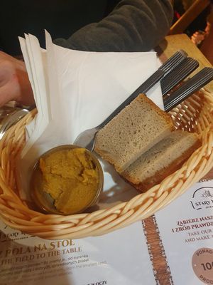 (Complimentary starter) rye bread and spread at Pierogarnia Mandu Centrum in Gdansk