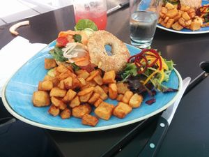 Brunch bagel at Bohème in Tadoussac