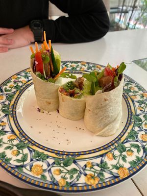 Vegan spicy steak warp at Loving Hut - Heping Branch in Taipei