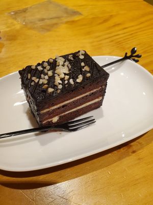 Chocolate cake at Loving Hut - Heping Branch in Taipei