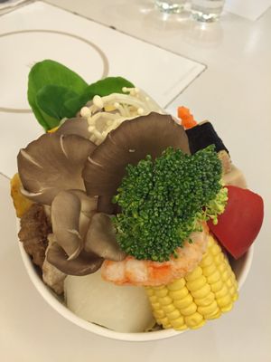 Hotspot vegetable bowl at Loving Hut - Heping Branch in Taipei