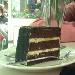 Chocolate Cake at Loving Hut - Heping Branch in Taipei