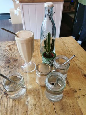 Milkshake at PEACH in Newport