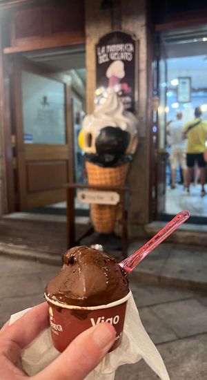 🥳💃🍨  at Fabbrica del Gelato in Vigo