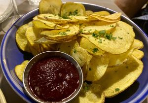 Patatas Fritas Oriente Medio 😋  at Kukla in Valencia