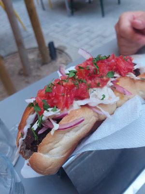 Falafel con pan at Kukla in Valencia