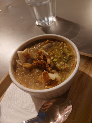 Postre con coco at Kukla in Valencia