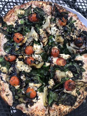 Pizza DELUXE at Ixteriolo's in Monterrey