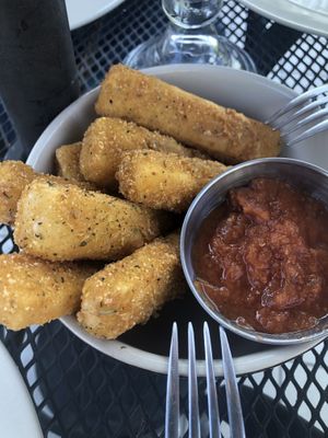 D2 de queso at Ixteriolo's in Monterrey