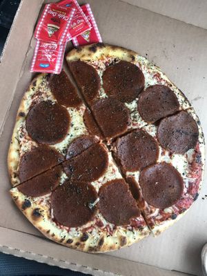 10" Pepperoni pizza at Ixteriolo's in Monterrey