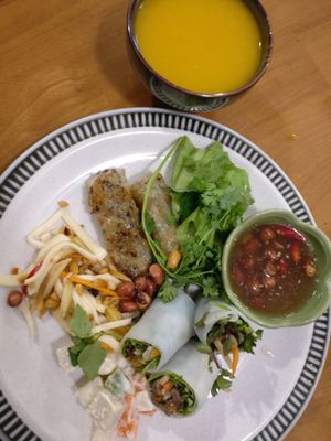 Fresh buffet at VeganHome in Hanoi