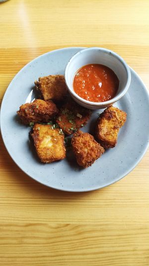 Tofu nuggets at Kind Kitchen in Porto