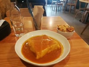  at Kind Kitchen in Porto