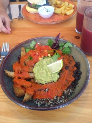  at Kind Kitchen in Porto