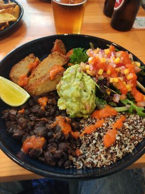 mexican bowl at Kind Kitchen in Porto