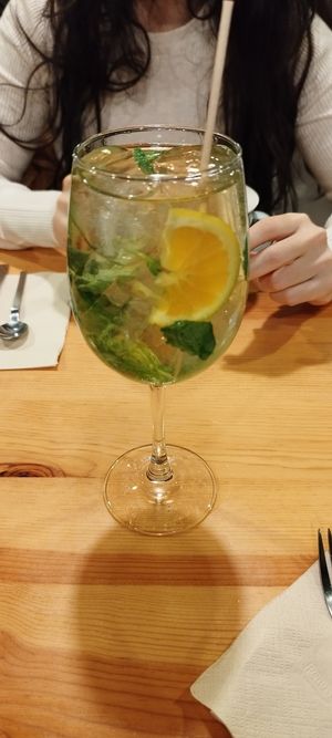 Vino con tonica at Kind Kitchen in Porto